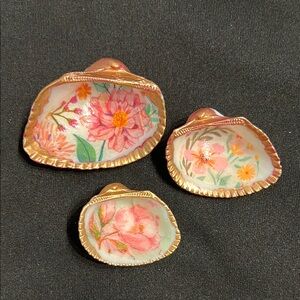 Handcrafted Floral Shell Trinket Dishes - Gold leaf trimmed set of 3